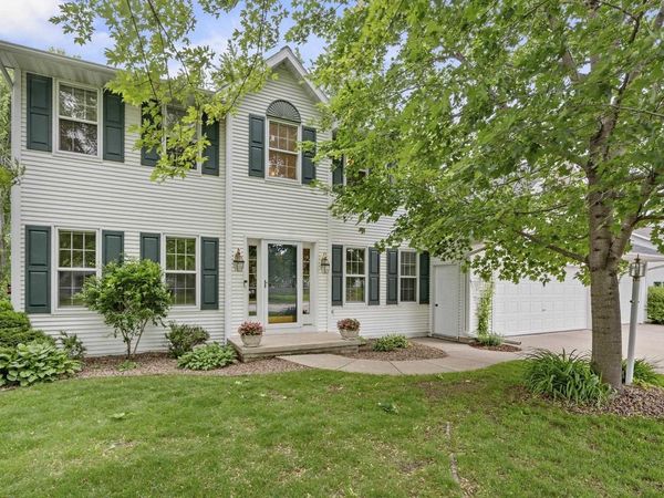 2936 BLUE MOON DRIVE, Green Bay, WI 54311