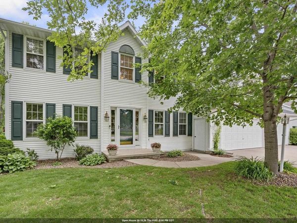 2936 BLUE MOON DRIVE, Green Bay, WI 54311