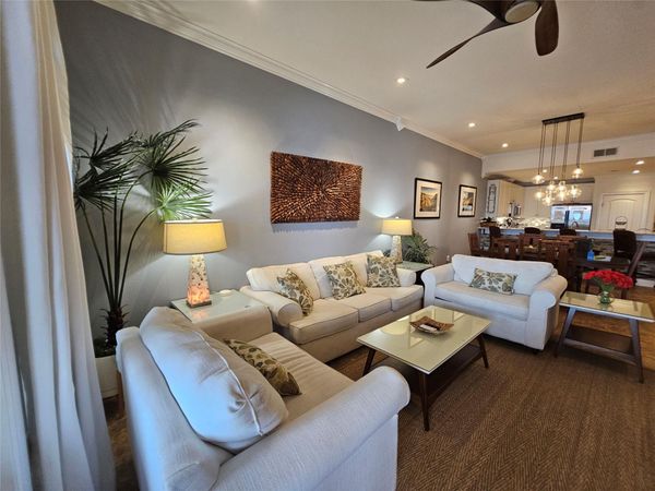 1001 The Cape RD , Unit 32, Horseshoe Bay, TX 78657