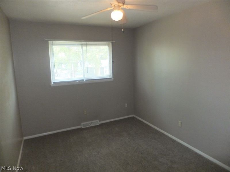 4641 E Lake Road, Sheffield Lake, OH 44054 Photo 10