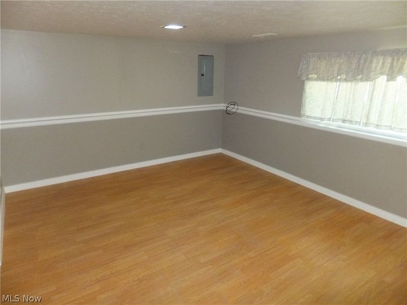 4641 E Lake Road, Sheffield Lake, OH 44054 Photo 11