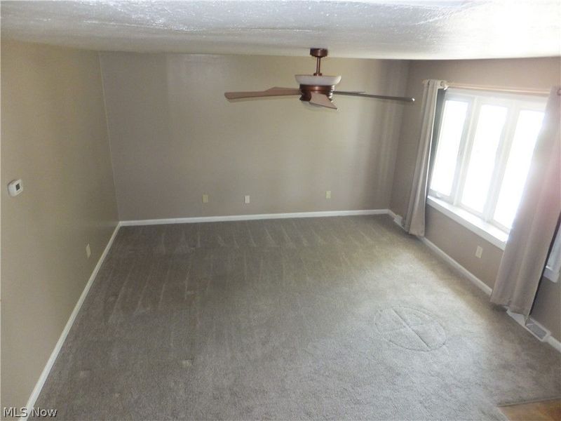 4641 E Lake Road, Sheffield Lake, OH 44054 Photo 2
