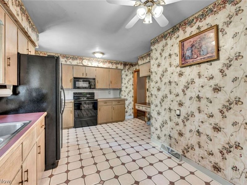 295 Hillsdale Circle , Wadsworth, OH 44281 Photo 6