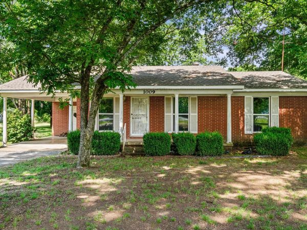 1009 Woodland Park Road, Bryant, AR 72022