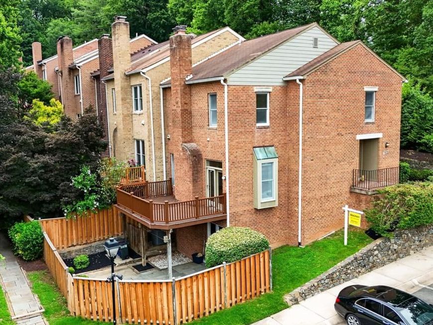 4836 Cloister Drive, Rockville, MD 20852 Main Photo