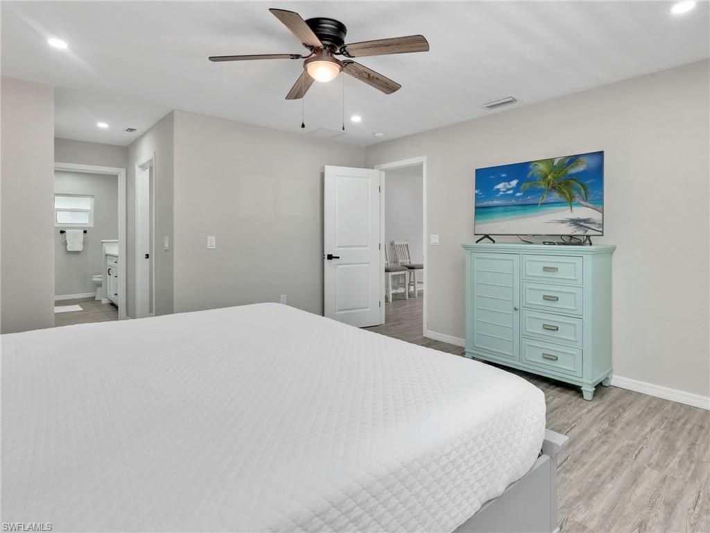 195 Hibiscus Dr , Fort Myers Beach, FL 33931 Photo