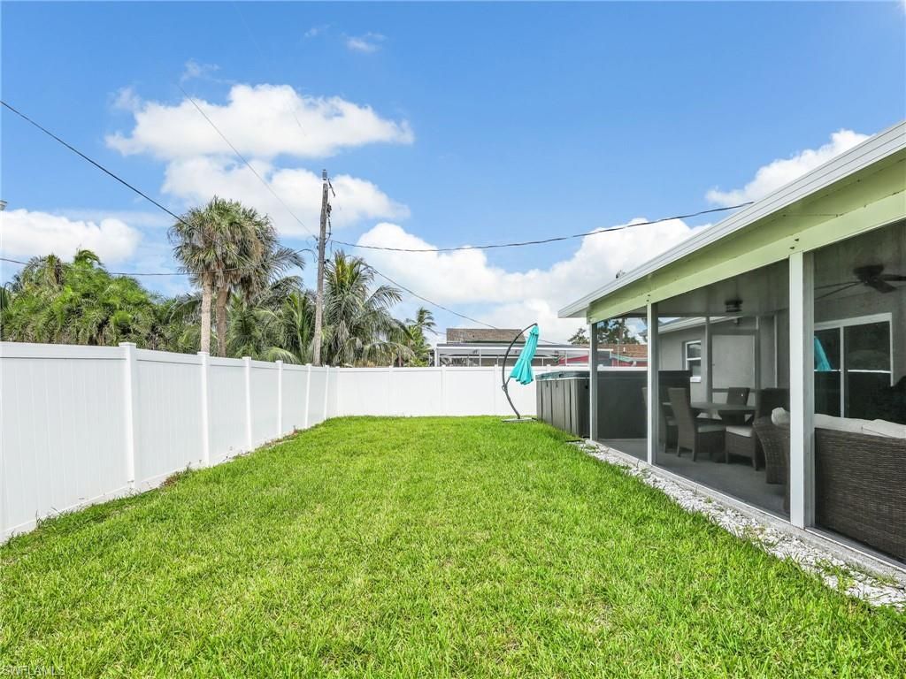 195 Hibiscus Dr , Fort Myers Beach, FL 33931 Photo