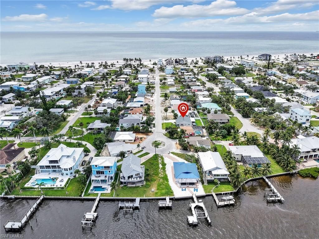 195 Hibiscus Dr , Fort Myers Beach, FL 33931 Photo
