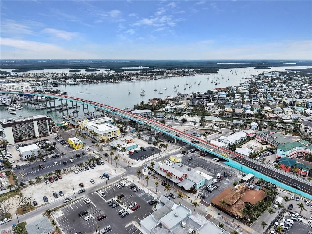 195 Hibiscus Dr , Fort Myers Beach, FL 33931 Photo