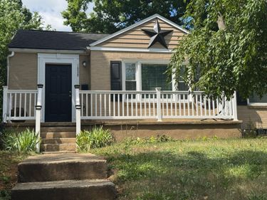 1830 Oxford AVE SW, Roanoke, VA 24015