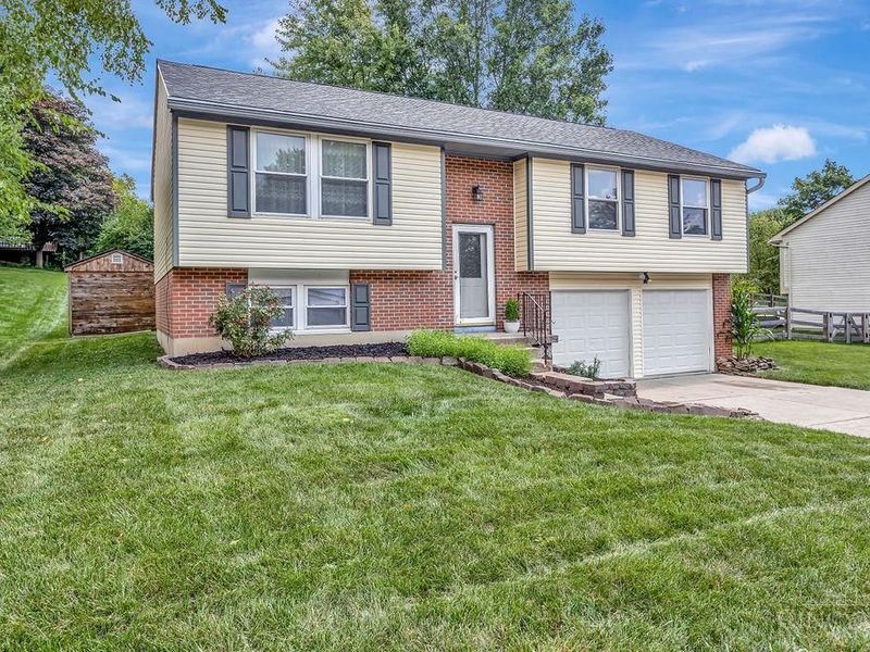 5350 Orchard Creek Court, Green Township, OH 45239 Photo 4