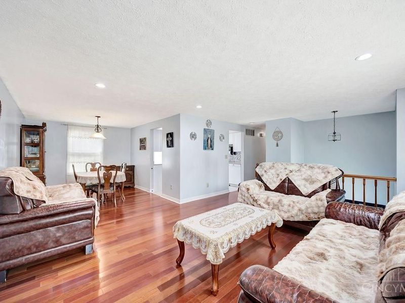 5350 Orchard Creek Court, Green Township, OH 45239 Photo 7