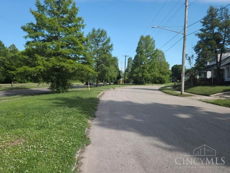 917 Maplehurst Avenue, Dayton, OH 45402 Photo 6