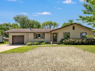305 Maywood Avenue, Eagle Lake, MN 56024