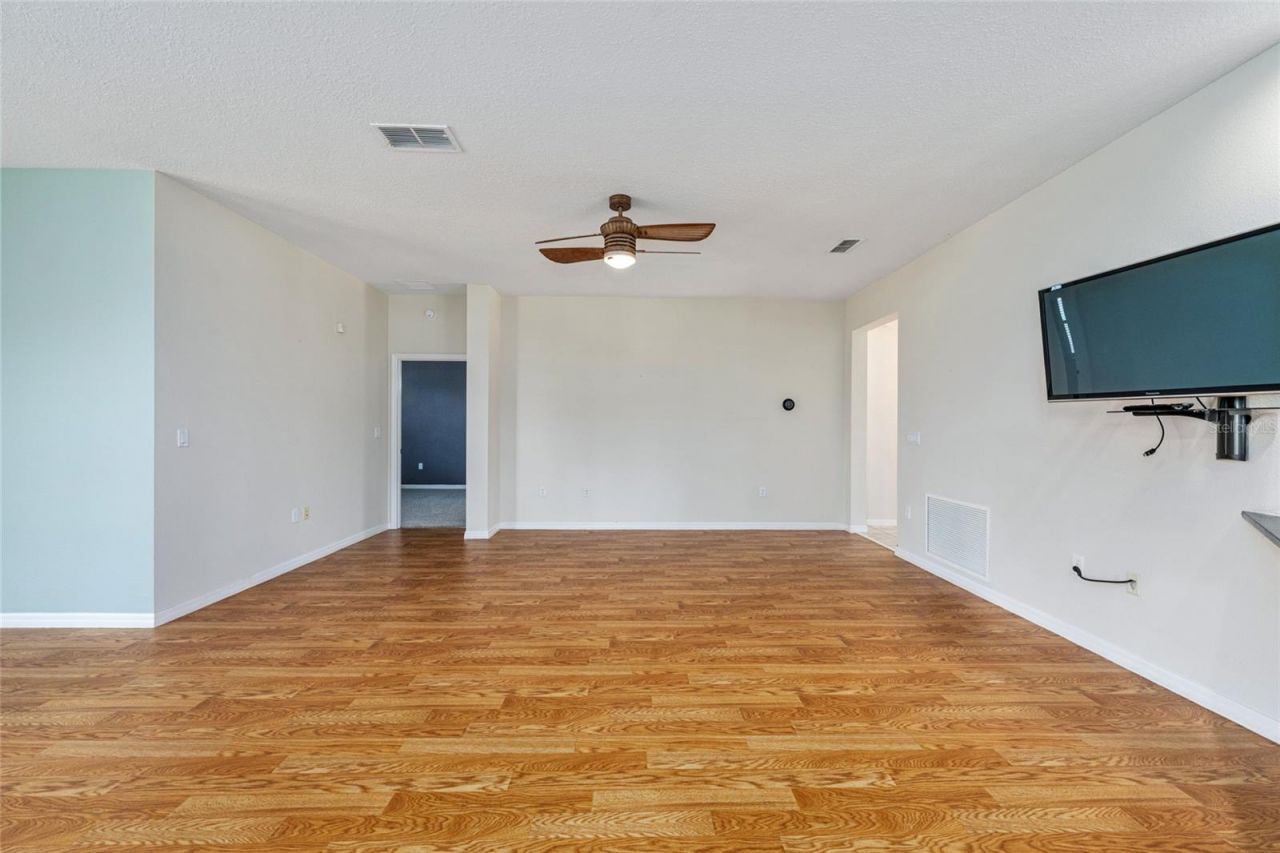 8374 SW 82nd Loop , Ocala, FL 34481 Photo