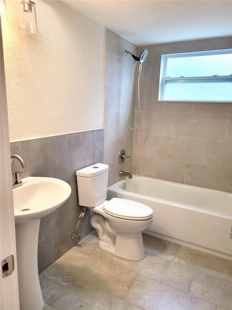 1835 Maryland Avenue Ne, Saint Petersburg, FL 33703 Photo