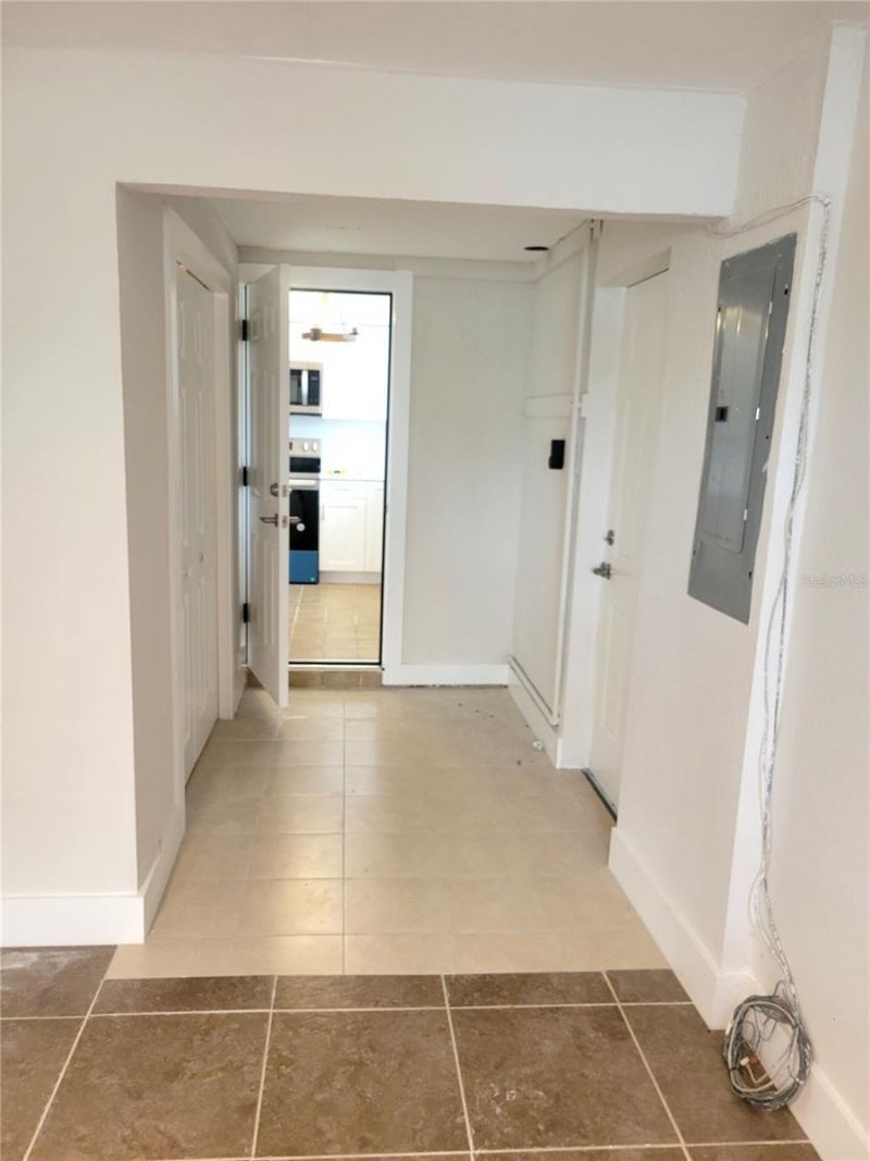 1835 Maryland Avenue Ne, Saint Petersburg, FL 33703 Photo