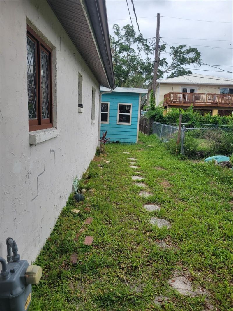 1835 Maryland Avenue Ne, Saint Petersburg, FL 33703 Photo