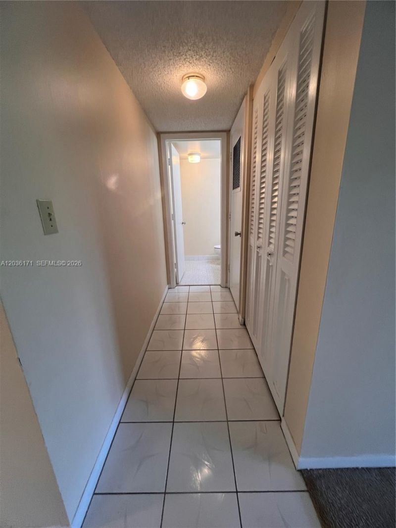 1075 Riverside Dr , Unit 505, Coral Springs, FL 33071 Photo