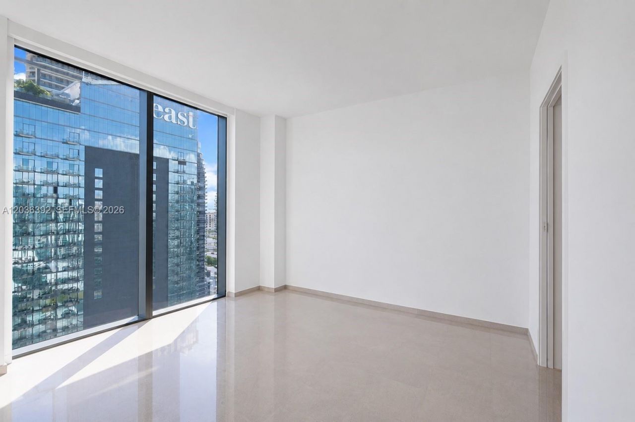 68 SE 6th St, Unit 3301, Miami, FL 33131 Photo