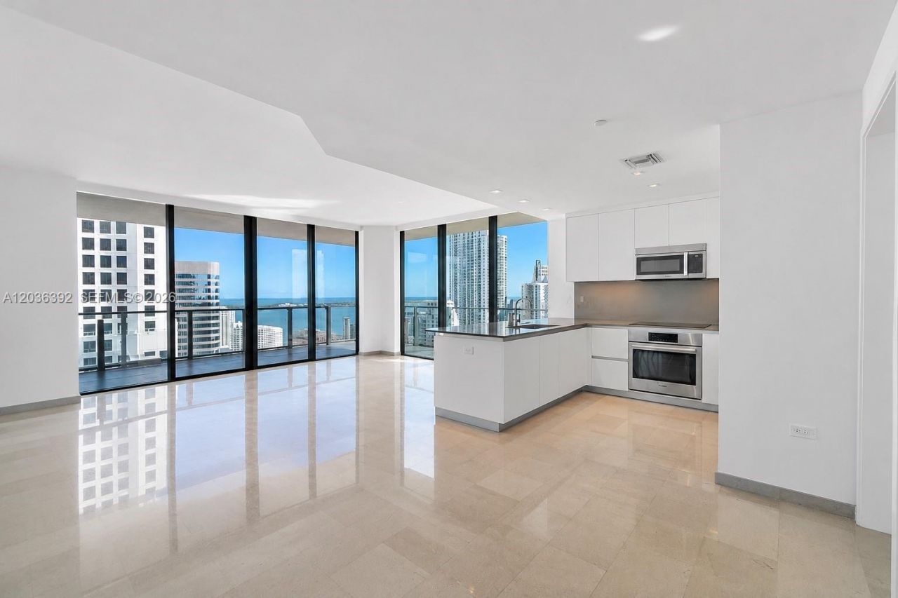 68 SE 6th St, Unit 3301, Miami, FL 33131 Photo
