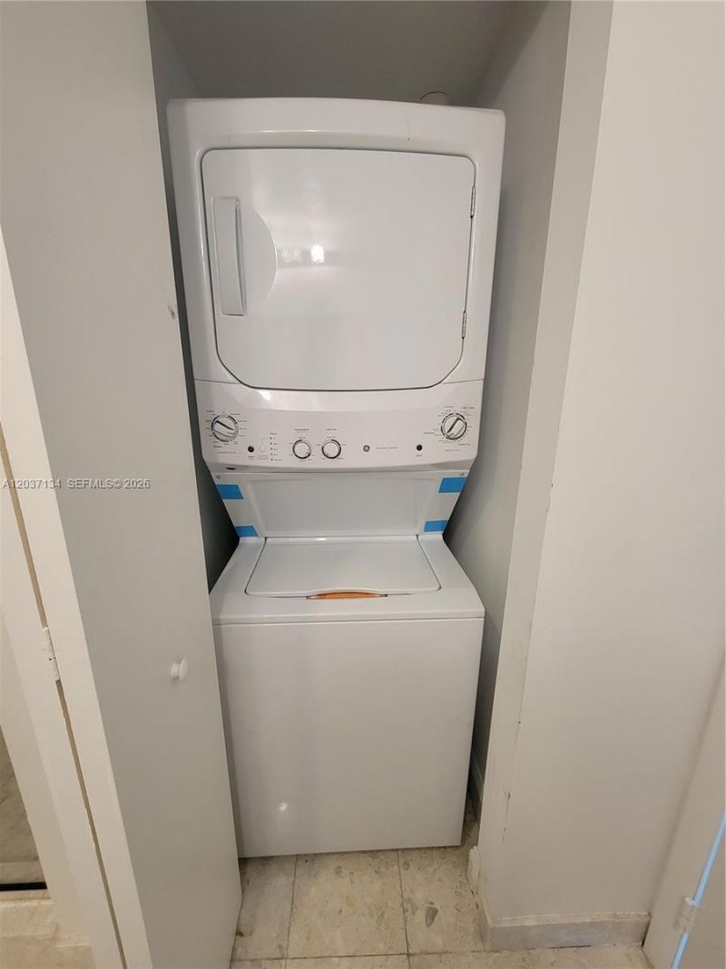 185 SW 7th St , Unit 3500, Miami, FL 33130 Photo