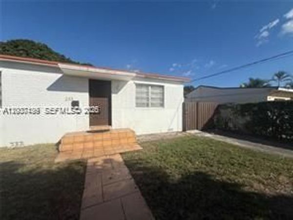233-235 NW 45th Ave, Miami, FL 33126