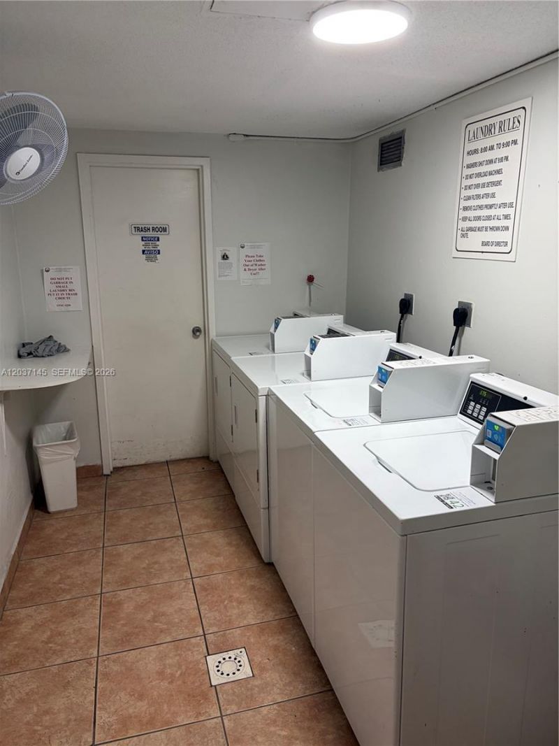 17620 Atlantic Blvd, Unit 514, Sunny Isles Beach, FL 33160 Photo