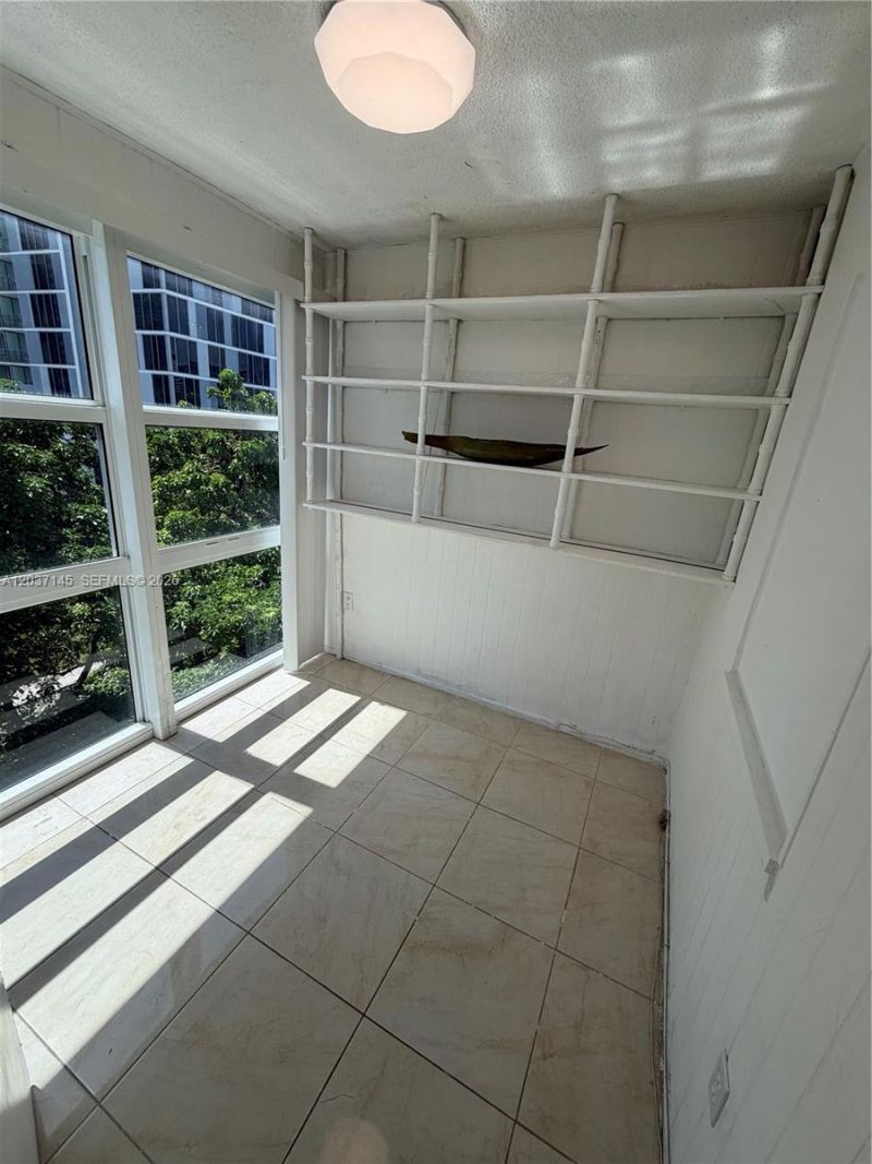 17620 Atlantic Blvd, Unit 514, Sunny Isles Beach, FL 33160 Photo