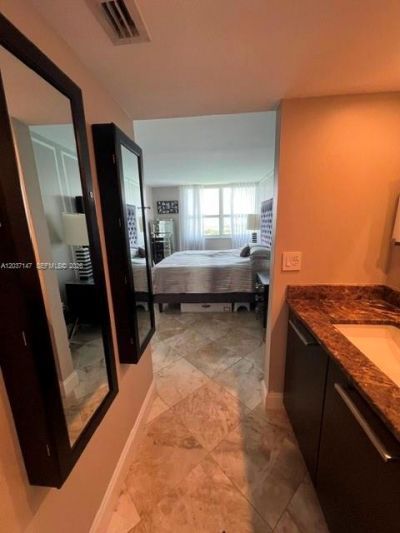 650 West Ave, Unit 2109, Miami Beach, FL 33139 Photo