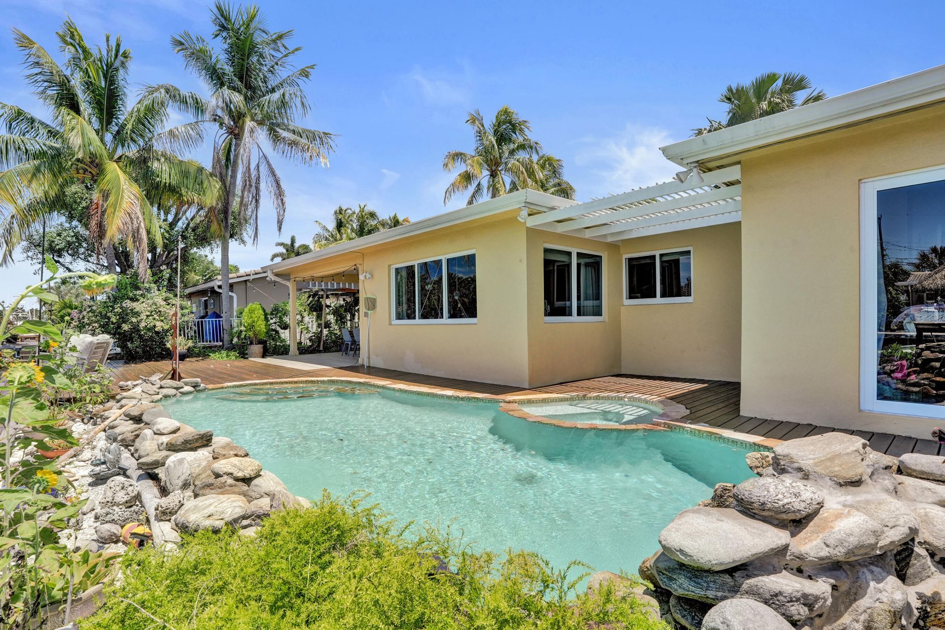 2265 SE 12th Street, Pompano Beach, FL 33062 Photo