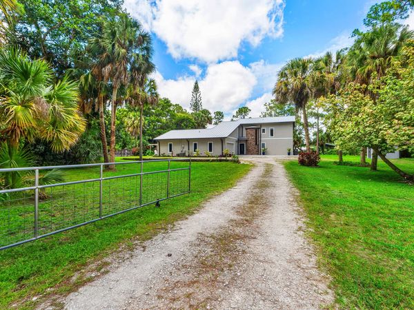 9743 169th Court N, Jupiter, FL 33478