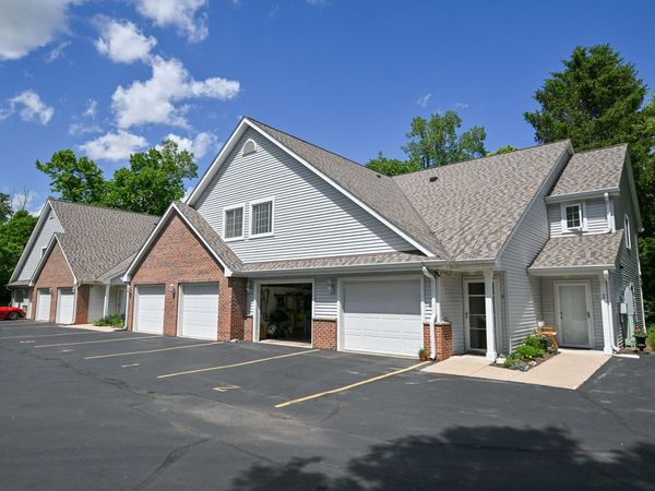 424 W Grand Ave, Unit 2, Port Washington, WI 53074