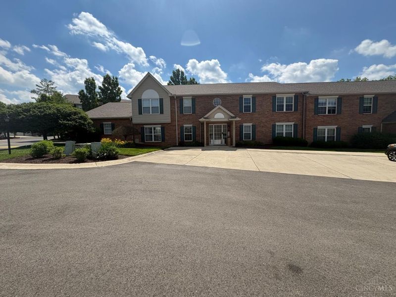 3701 W Galbraith Road, Unit 52, Colerain Township, OH 45247 Photo 2