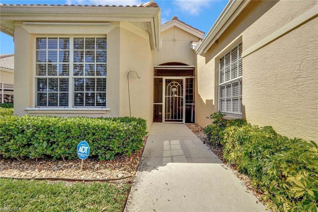 8777 E Bay Cir, Fort Myers, FL 33908 Photo