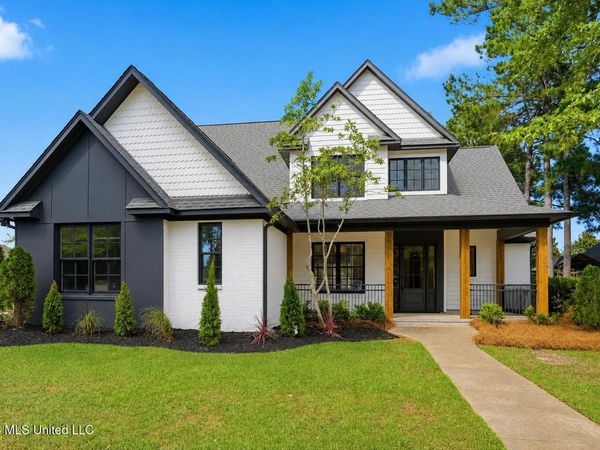 135 Carrick Avenue, Madison, MS 39110