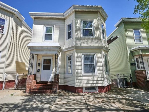 48 Wordsworth St, Unit 2, Boston, MA 02128