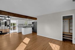 953 Howard Street  photo 4