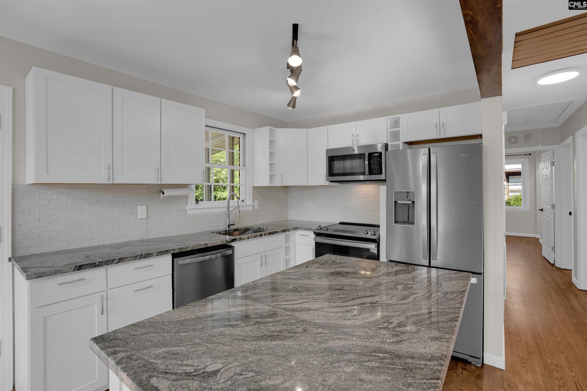 953 Howard Street  Photo 9