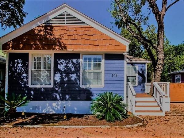702 W North Loop BLVD, Austin, TX 78751