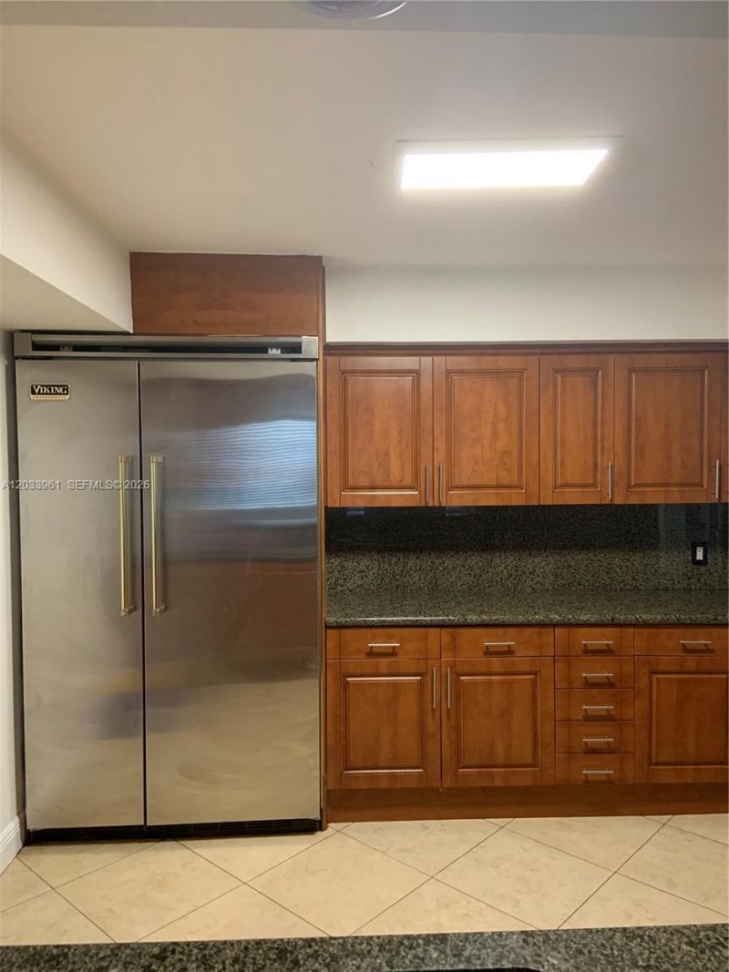 21260 NE 23rd Ave, Unit no, Miami, FL 33180 Photo