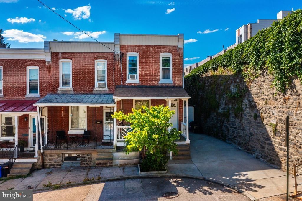 216 East Street, Philadelphia, PA 19128 Main Photo