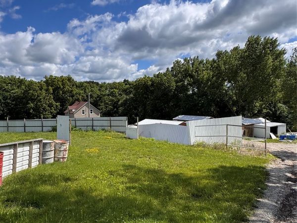 2444 Quail Ridge Avenue, Winterset, IA 50240