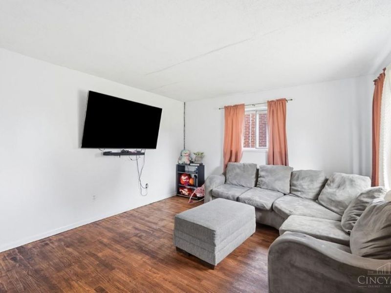 2576 Banning Road, Colerain Township, OH 45239 Photo 8