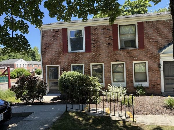 59 Jamestown Dr, Unit 59, Springfield, MA 01108