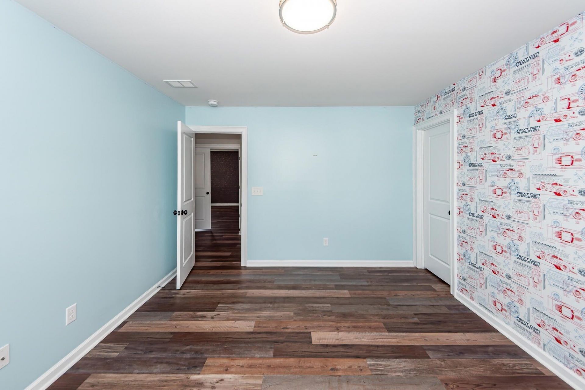 416 Spectrum Road Photo 48