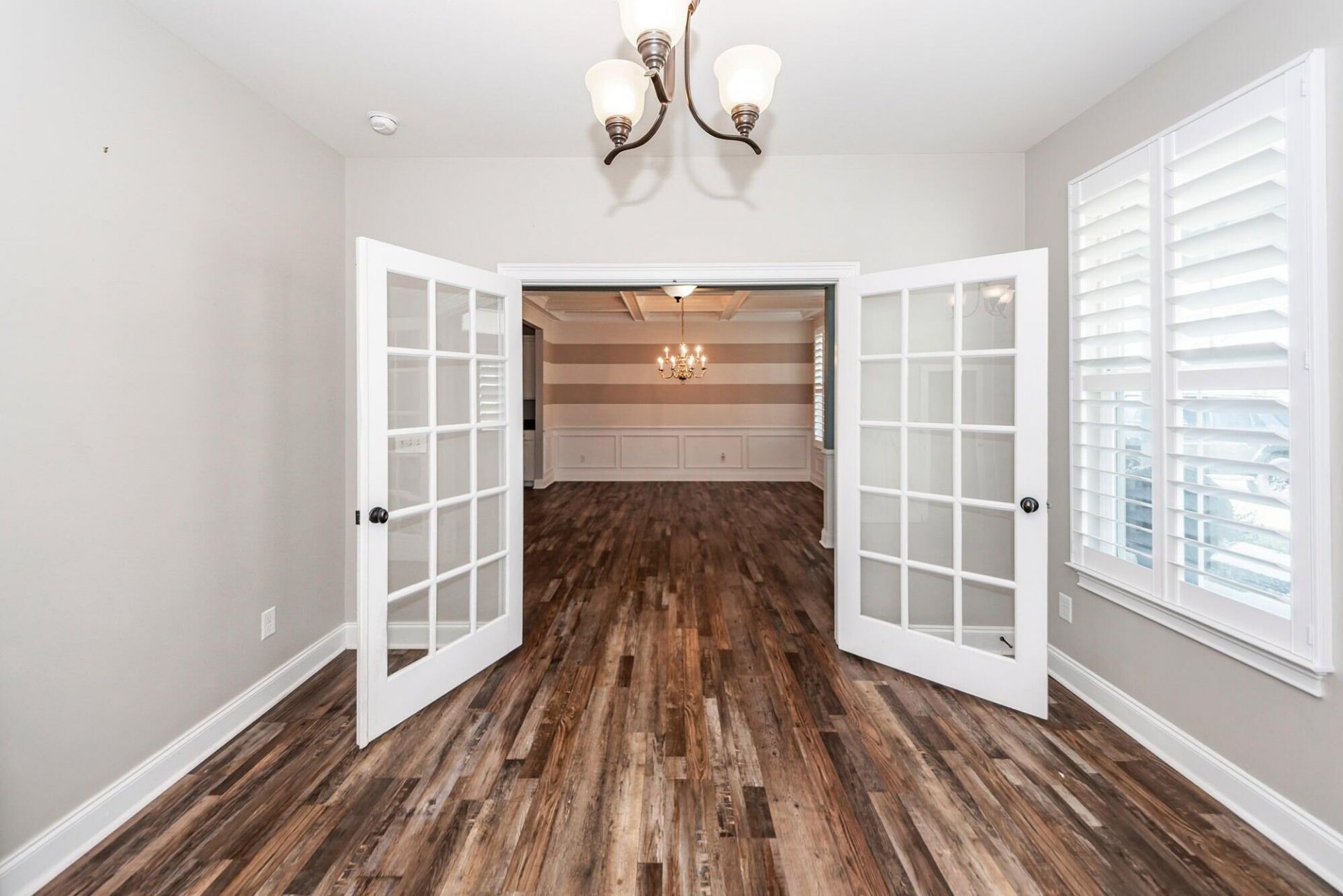 416 Spectrum Road Photo 6