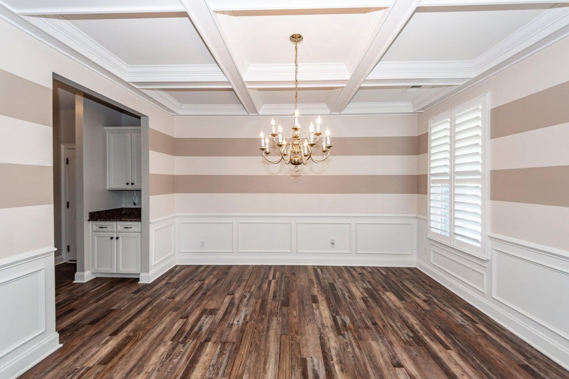 416 Spectrum Road Photo 8