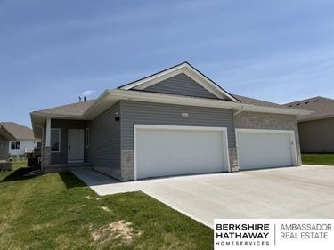 8213 S 178th Street, Omaha, NE 68136