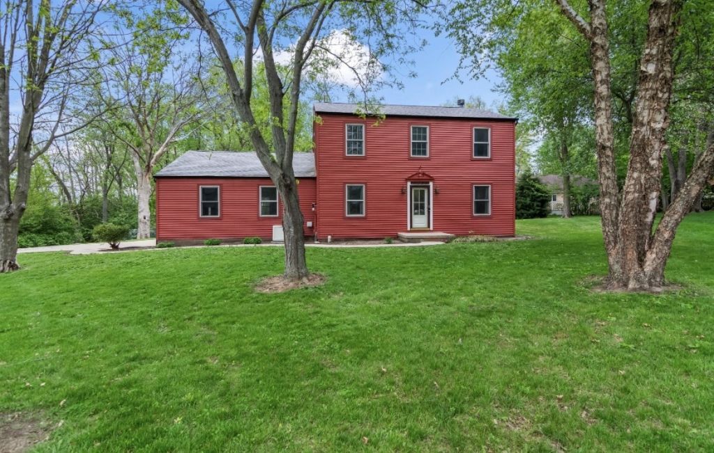 38 Wedgewood Lane, Girard, IL 62640 Main Photo